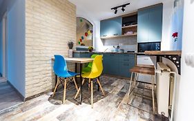 Central Garden Apartments